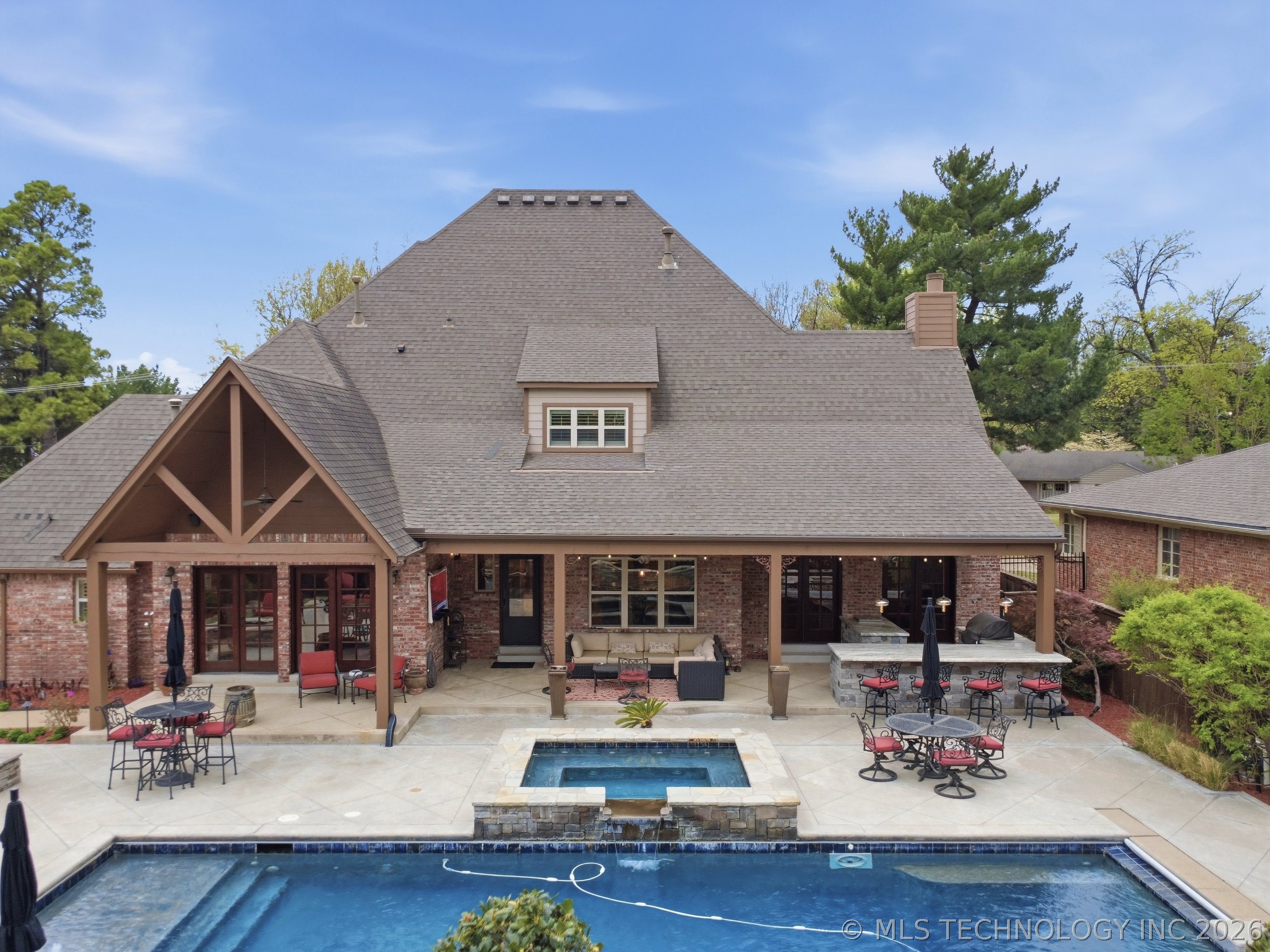 Tulsa, Oklahoma, 74105, United States, 5 Bedrooms Bedrooms, ,5 BathroomsBathrooms,Residential,Active,2035149