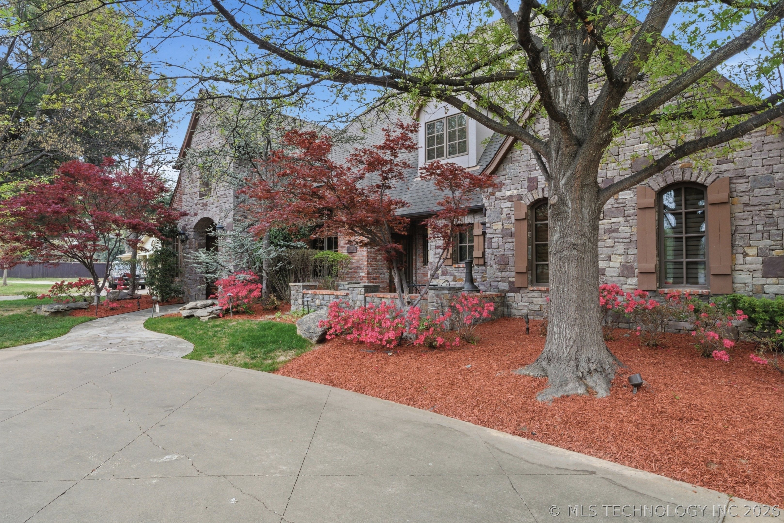 Tulsa, Oklahoma, 74105, United States, 5 Bedrooms Bedrooms, ,5 BathroomsBathrooms,Residential,Active,2035149