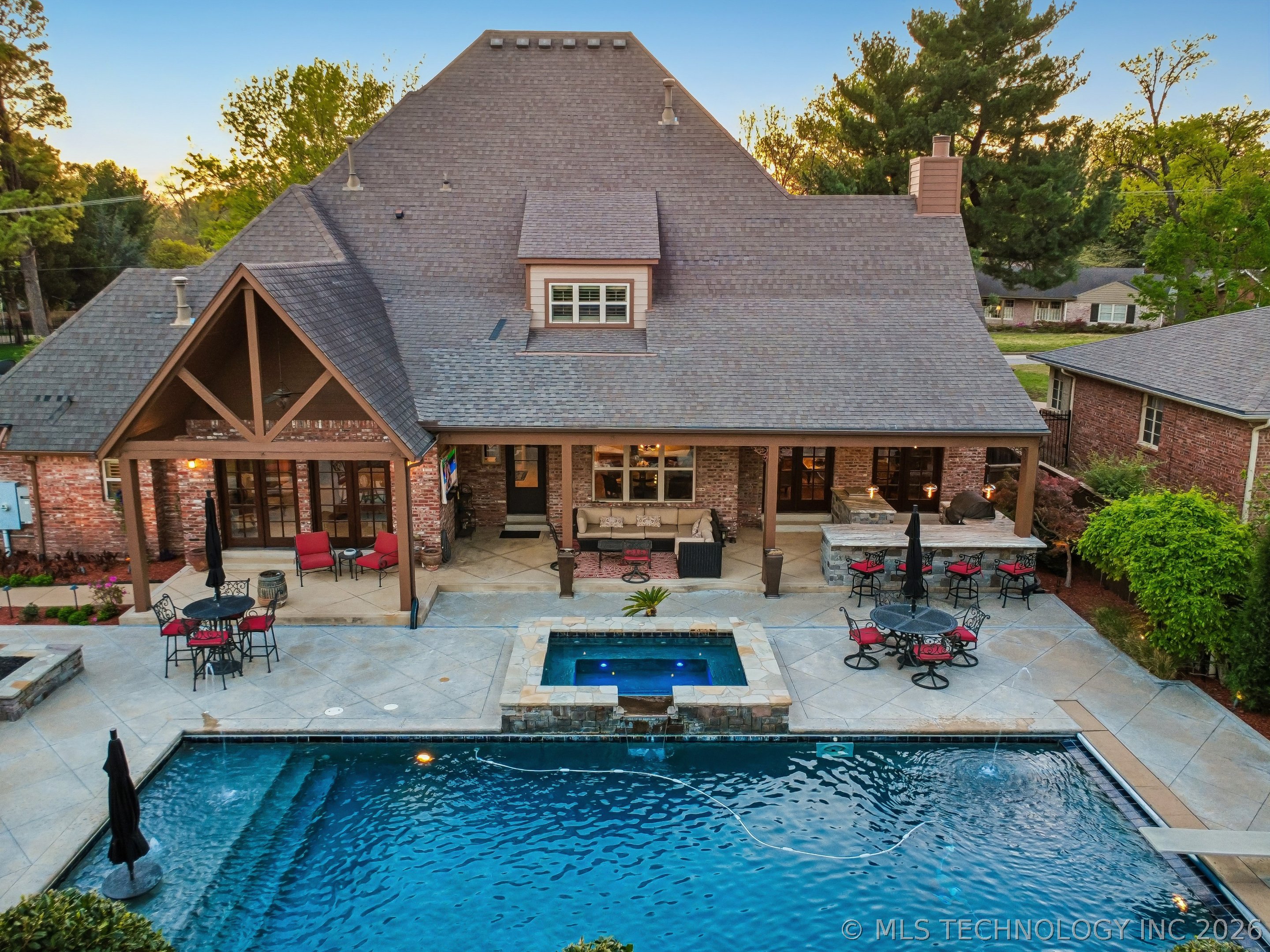 Tulsa, Oklahoma, 74105, United States, 5 Bedrooms Bedrooms, ,5 BathroomsBathrooms,Residential,Active,2035149