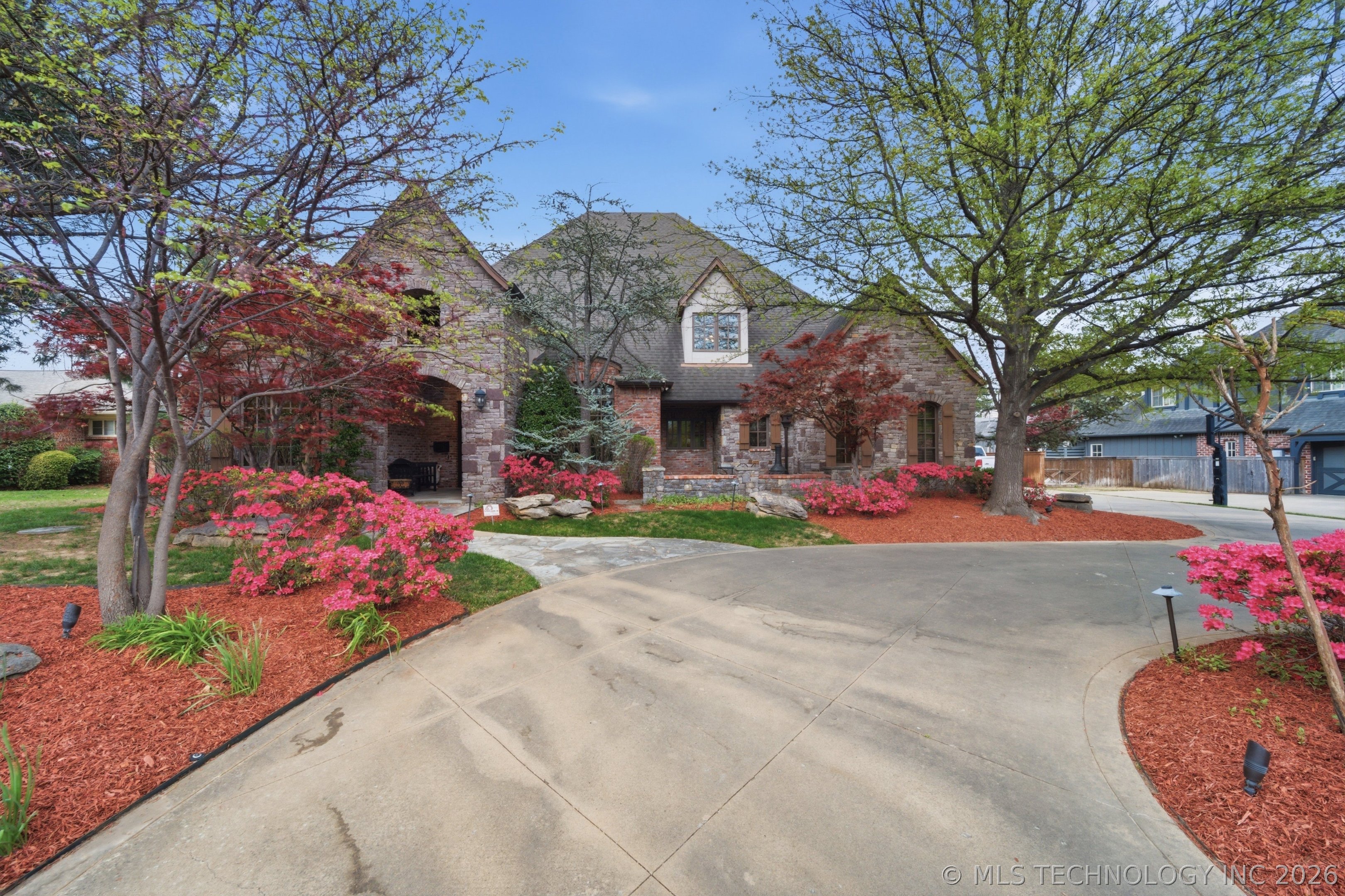 Tulsa, Oklahoma, 74105, United States, 5 Bedrooms Bedrooms, ,5 BathroomsBathrooms,Residential,Active,2035149