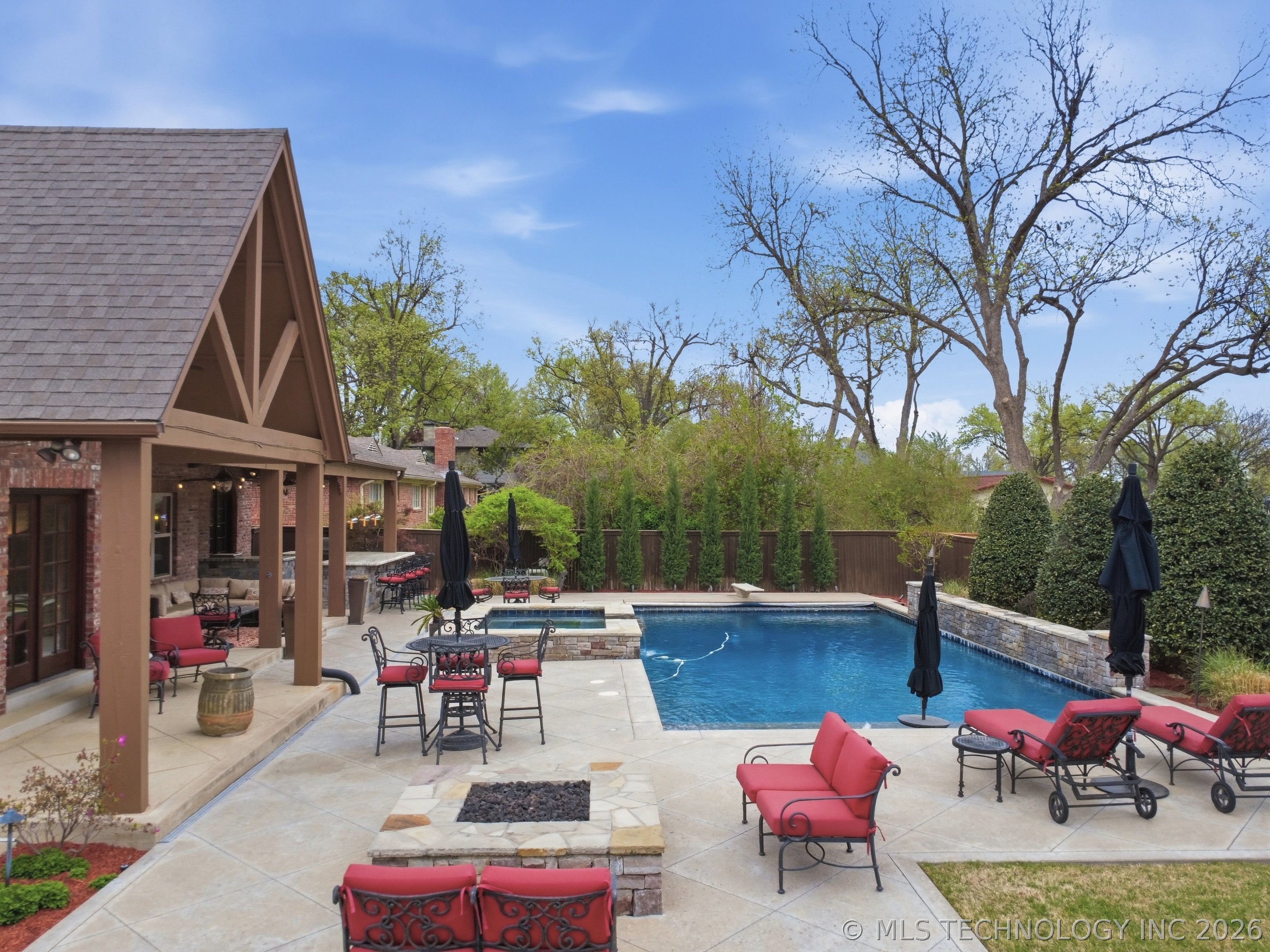Tulsa, Oklahoma, 74105, United States, 5 Bedrooms Bedrooms, ,5 BathroomsBathrooms,Residential,Active,2035149