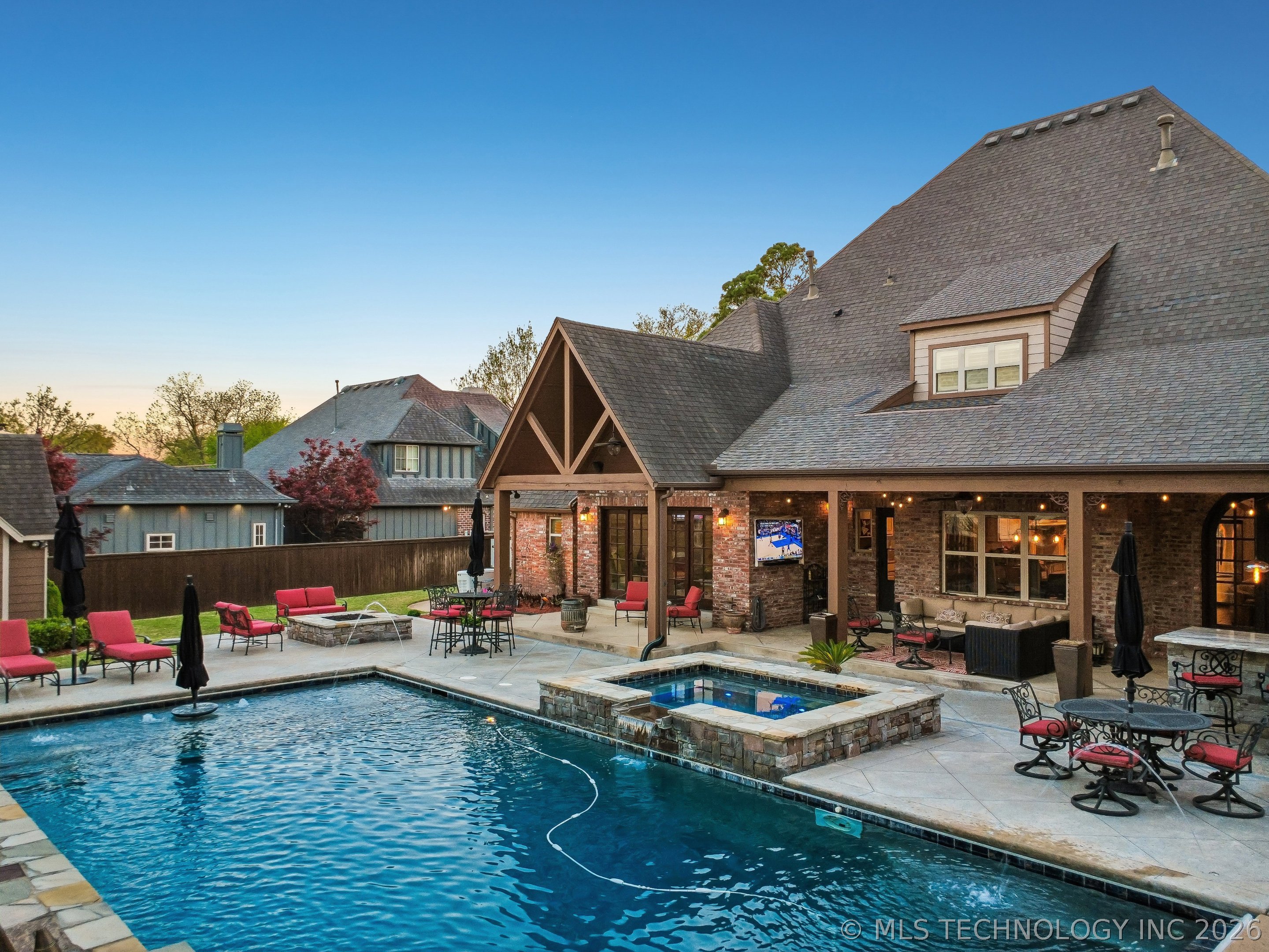Tulsa, Oklahoma, 74105, United States, 5 Bedrooms Bedrooms, ,5 BathroomsBathrooms,Residential,Active,2035149