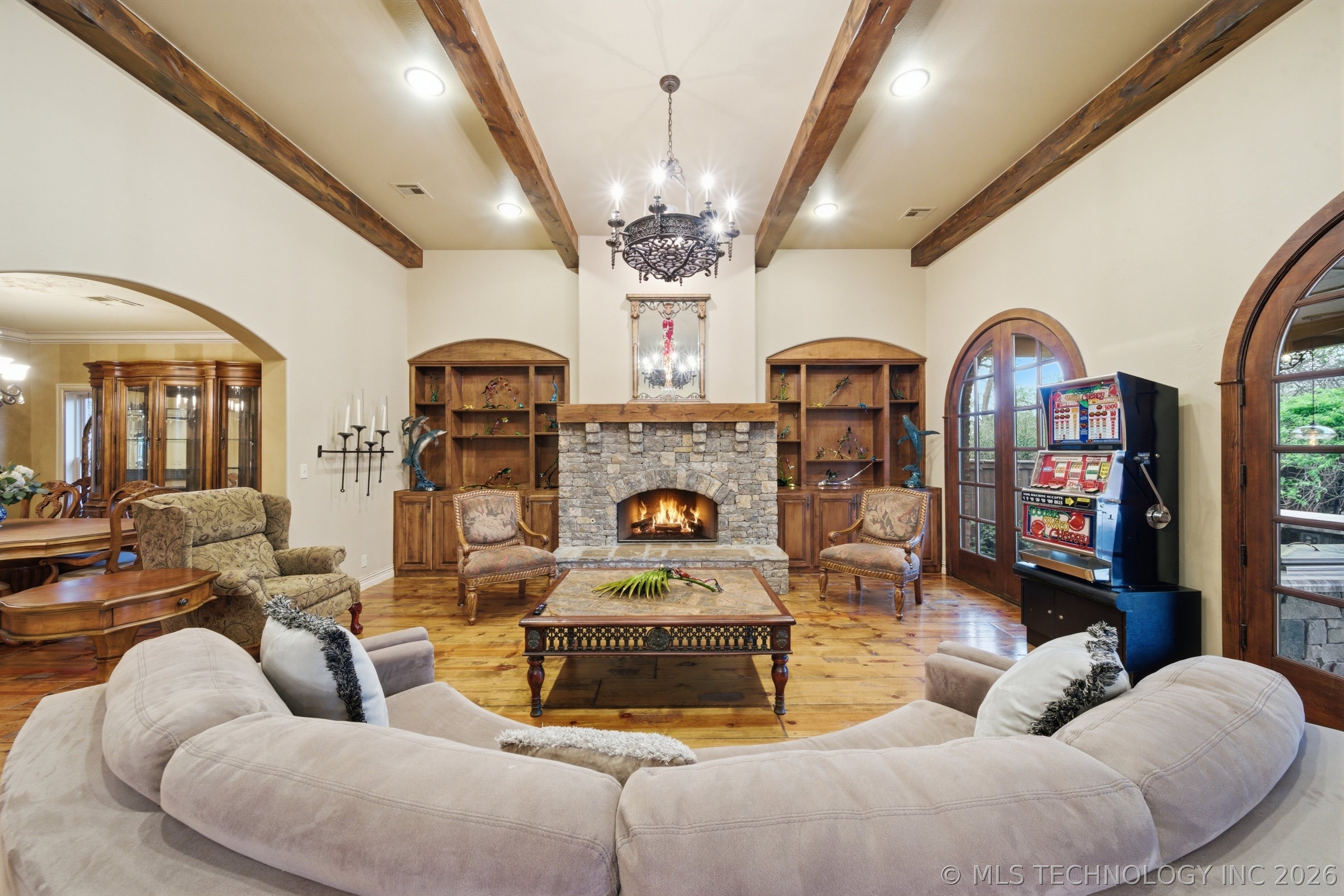 Tulsa, Oklahoma, 74105, United States, 5 Bedrooms Bedrooms, ,5 BathroomsBathrooms,Residential,Active,2035149