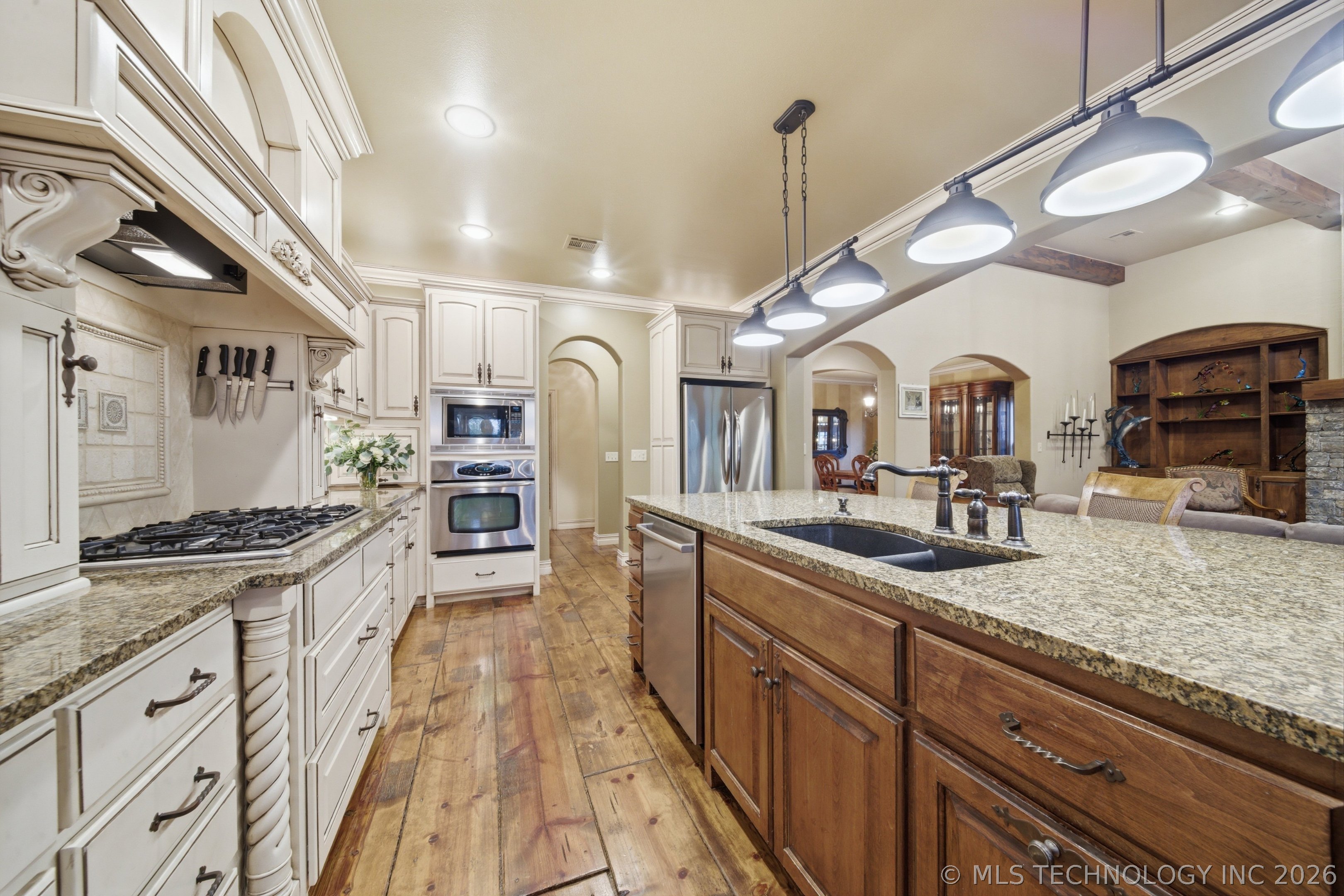 Tulsa, Oklahoma, 74105, United States, 5 Bedrooms Bedrooms, ,5 BathroomsBathrooms,Residential,Active,2035149