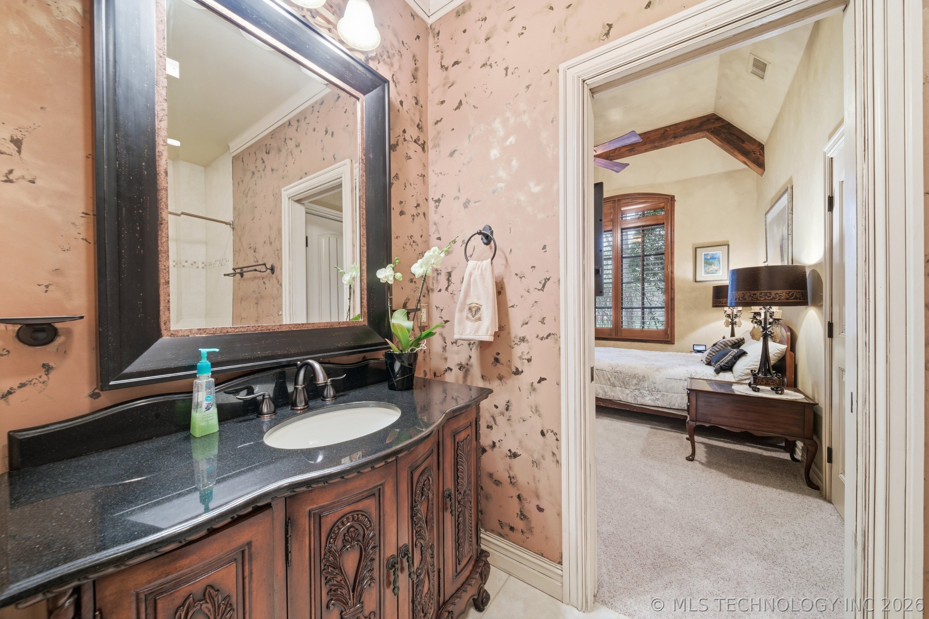 Tulsa, Oklahoma, 74105, United States, 5 Bedrooms Bedrooms, ,5 BathroomsBathrooms,Residential,Active,2035149