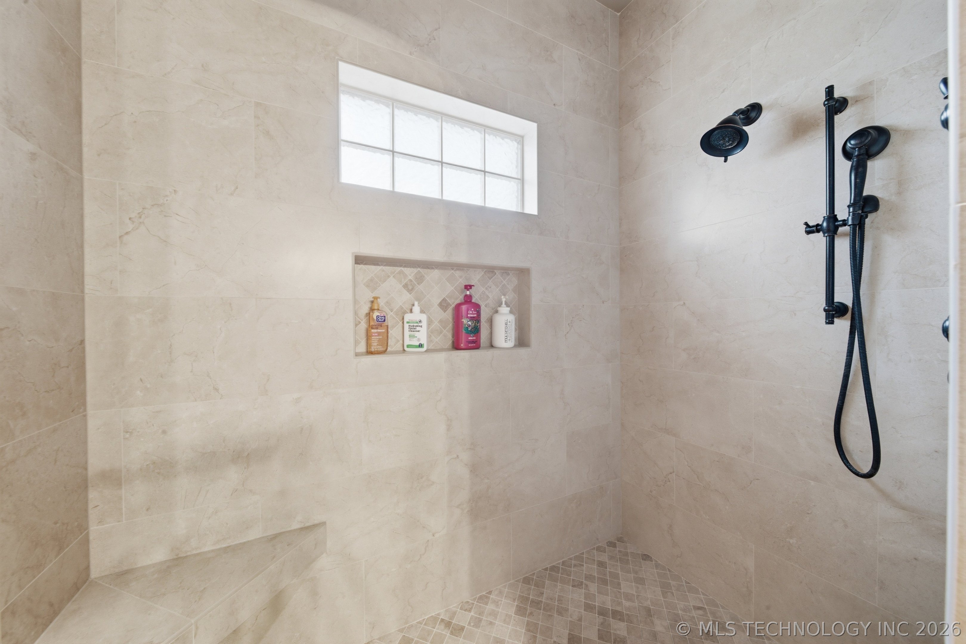 Tulsa, Oklahoma, 74105, United States, 5 Bedrooms Bedrooms, ,5 BathroomsBathrooms,Residential,Active,2035149