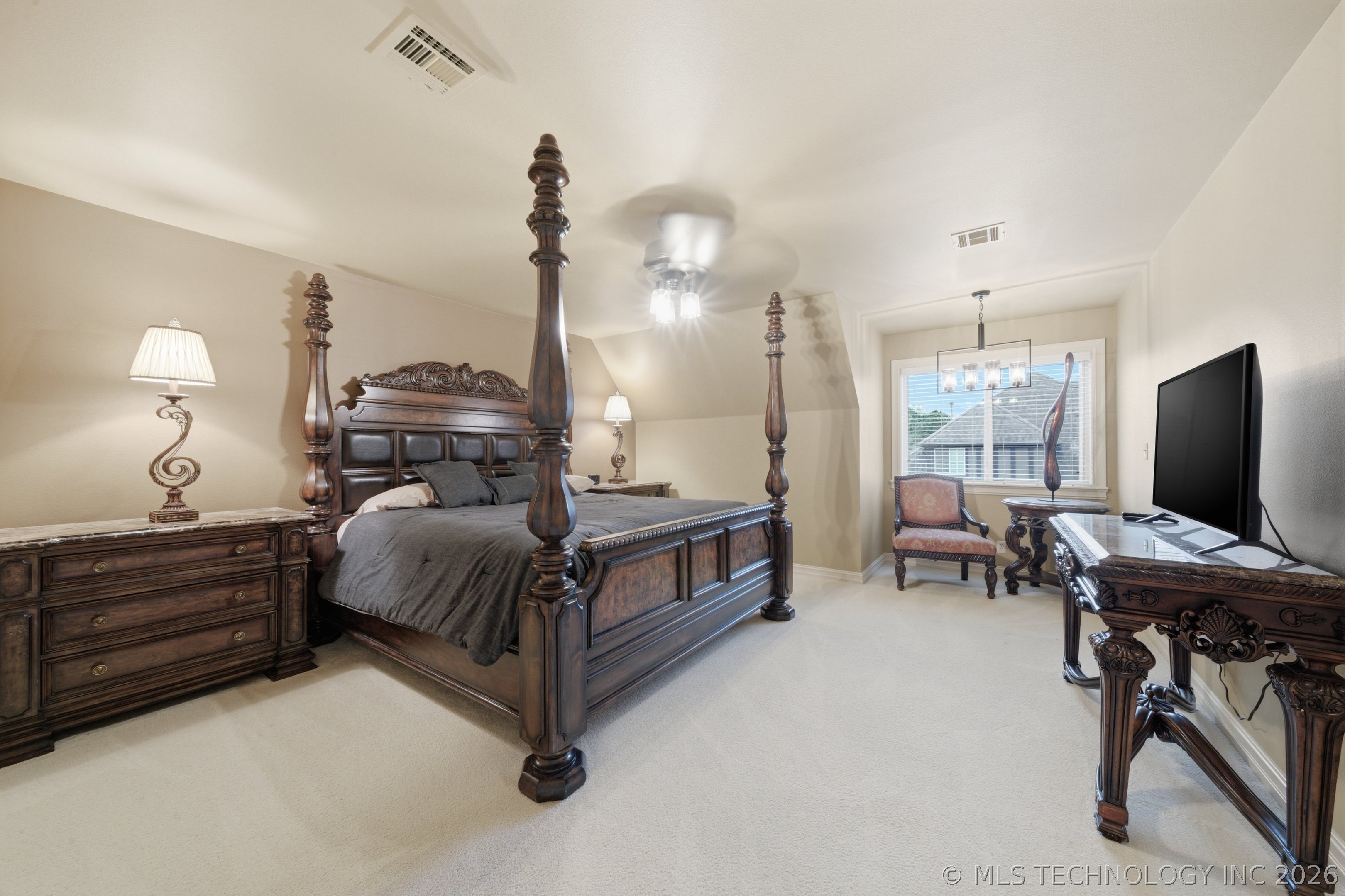 Tulsa, Oklahoma, 74105, United States, 5 Bedrooms Bedrooms, ,5 BathroomsBathrooms,Residential,Active,2035149