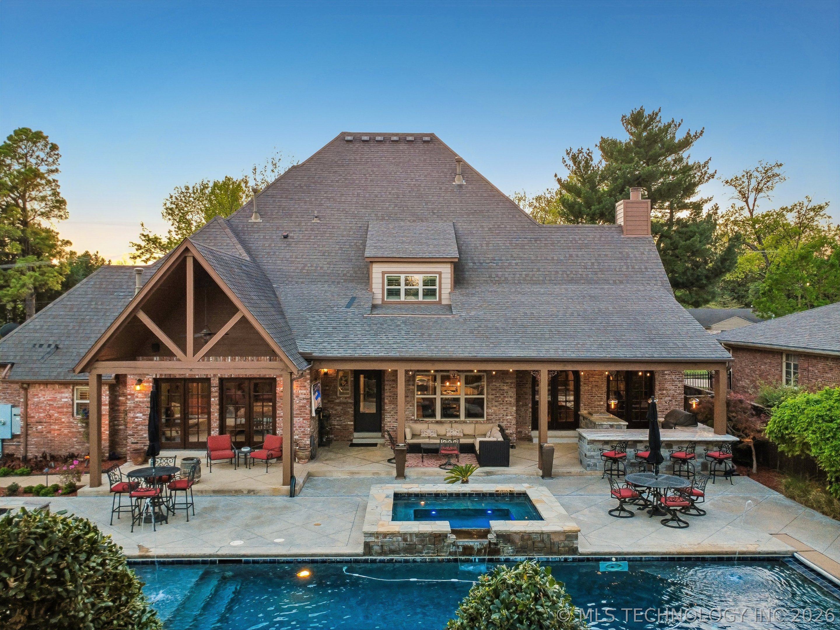 Tulsa, Oklahoma, 74105, United States, 5 Bedrooms Bedrooms, ,5 BathroomsBathrooms,Residential,Active,2035149