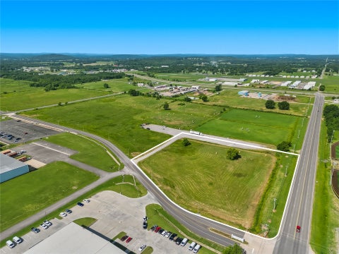 Photo of 1045 W Allen Road, Tahlequah, OK 74464 (MLS # 2626469)