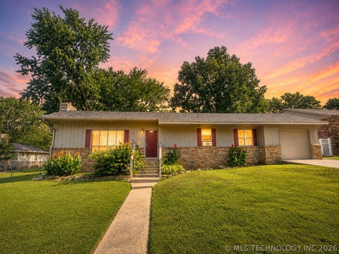 Photo of 503 Joe Carrol Street, Tahlequah, OK 74464 (MLS # 2620527)