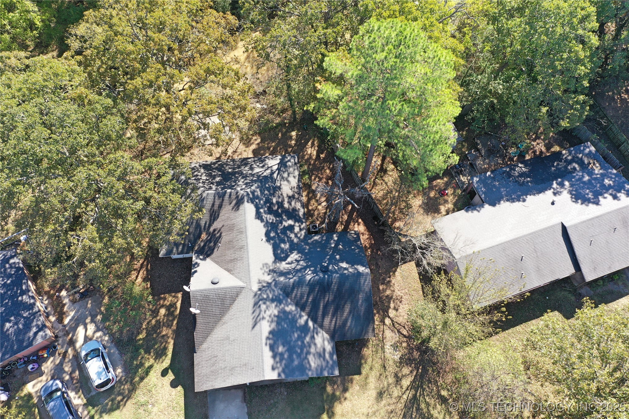 905 Brookside Drive