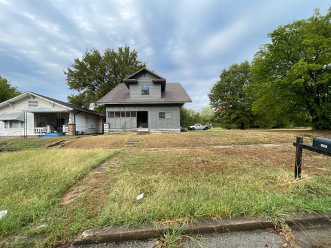 Photo of 406 S Alabama Avenue, Okmulgee, OK 74447 (MLS # 2636023)
