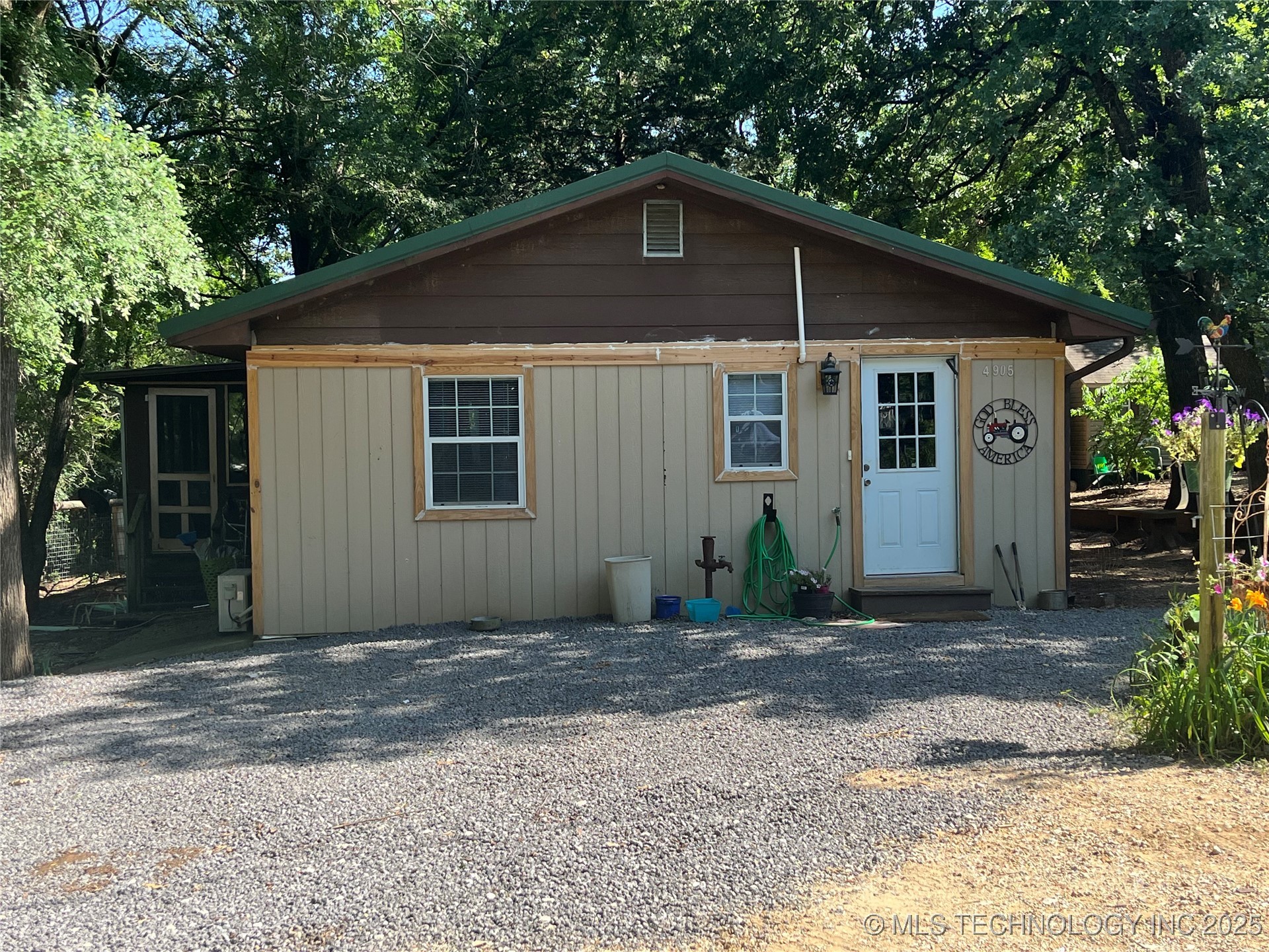 4905 Blackfoot Lane