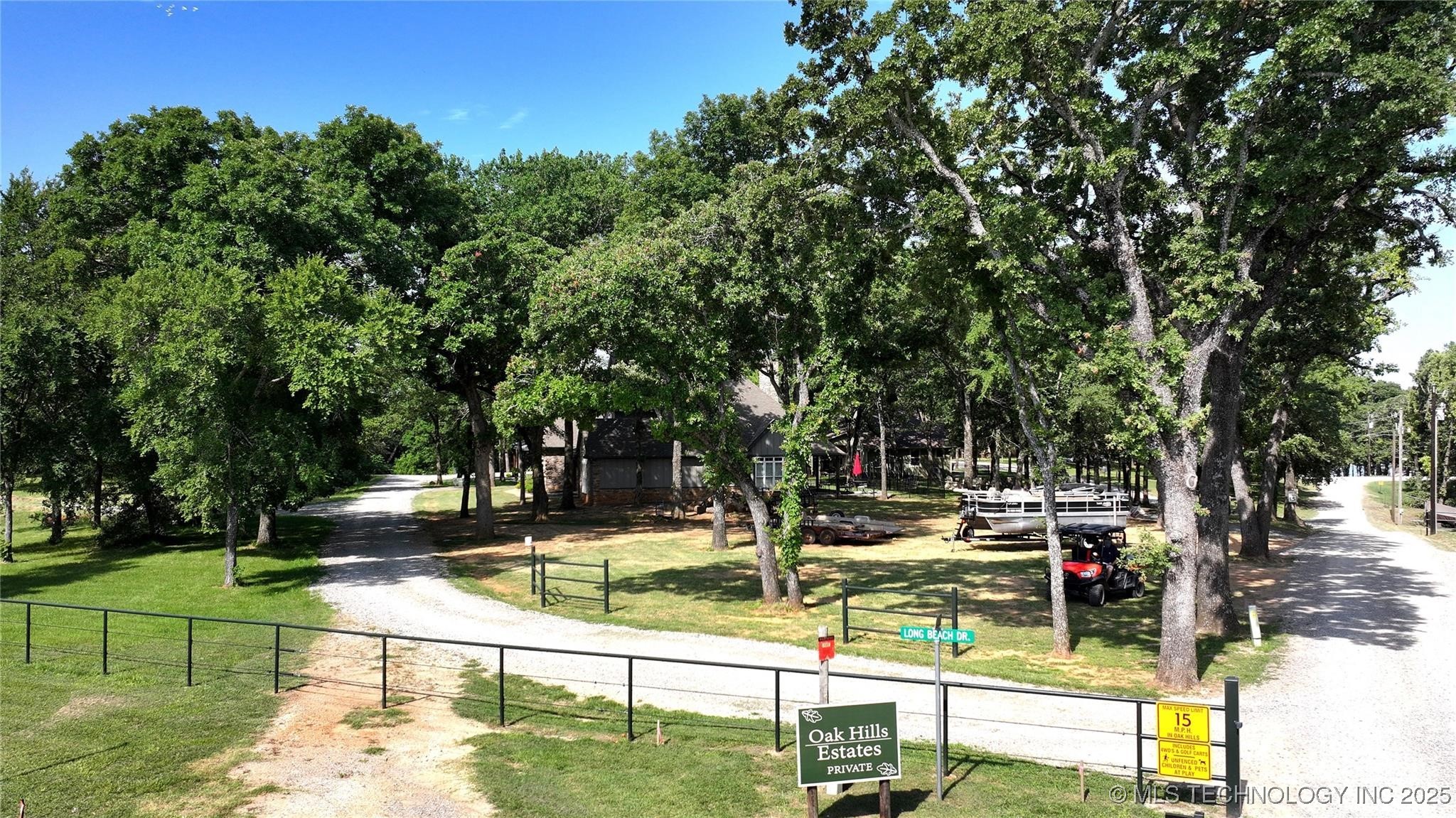 27 Oak Drive