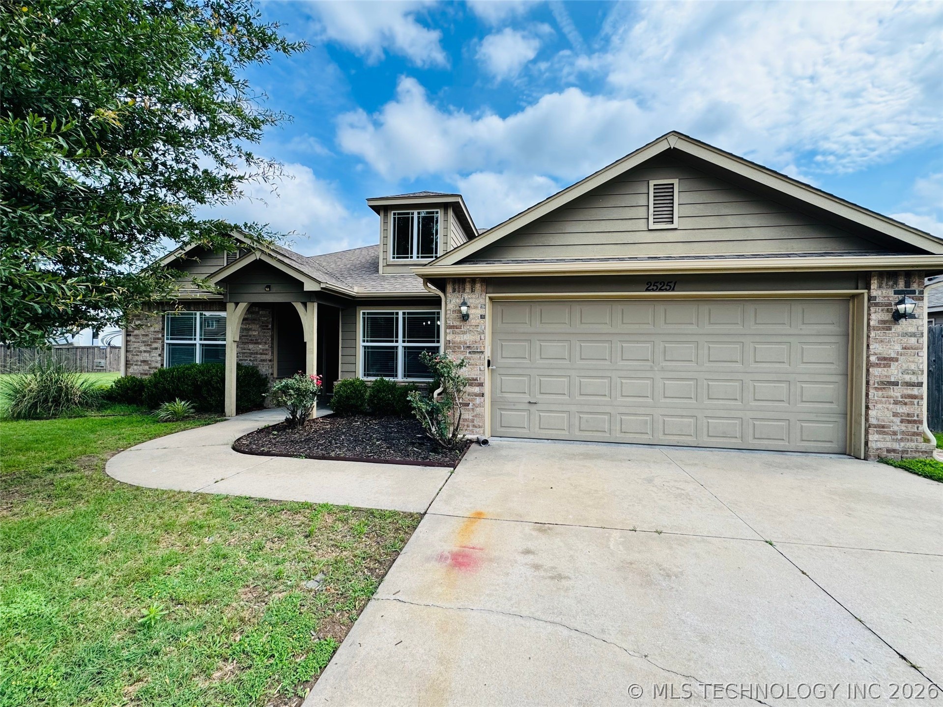 Photo 1 of 43 — 25251 E 89th Street S, Broken Arrow, OK 74014