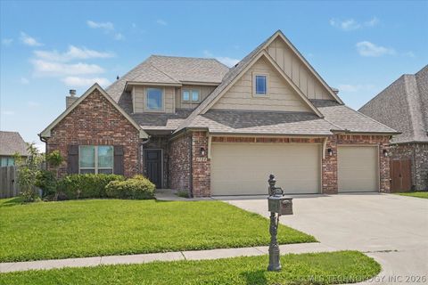 Photo of 6728 E 124th Place S, Bixby, OK 74008 (MLS # 2624802)