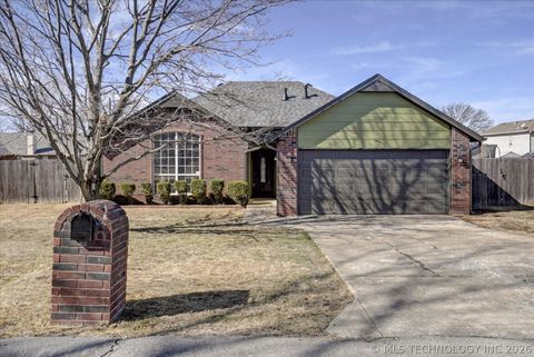 Photo of 3752 S 214th EastAvenue, Broken Arrow, OK 74014 (MLS # 2605096)