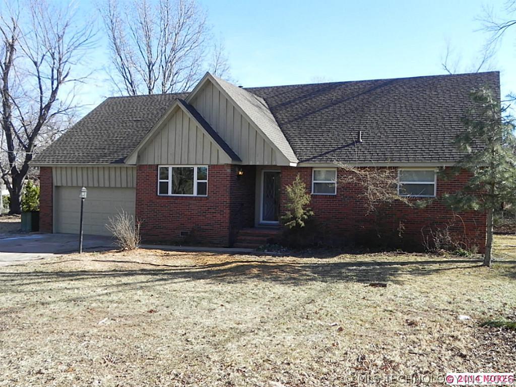 Photo 1 of 16 — 7827 Marilyn Lane, Tulsa, OK 74131