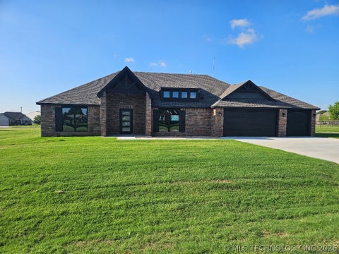 Photo of 26285 E 102nd Street S, Broken Arrow, OK 74014 (MLS # 2622763)