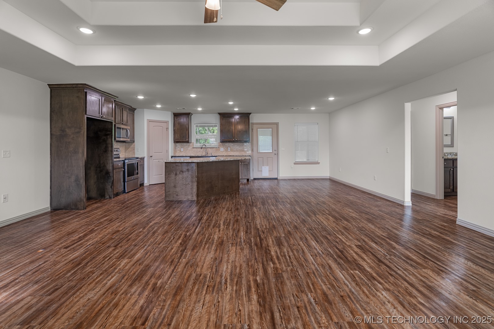 3923 Bryan Road