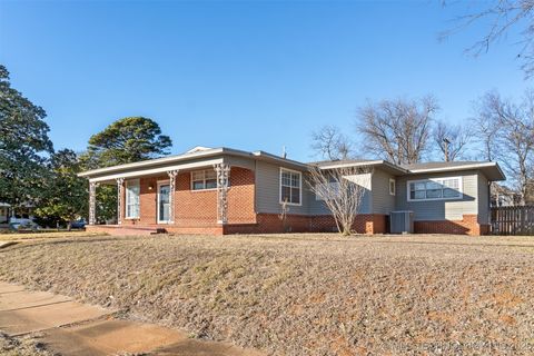 624 W Cedar Street Durant OK 74701