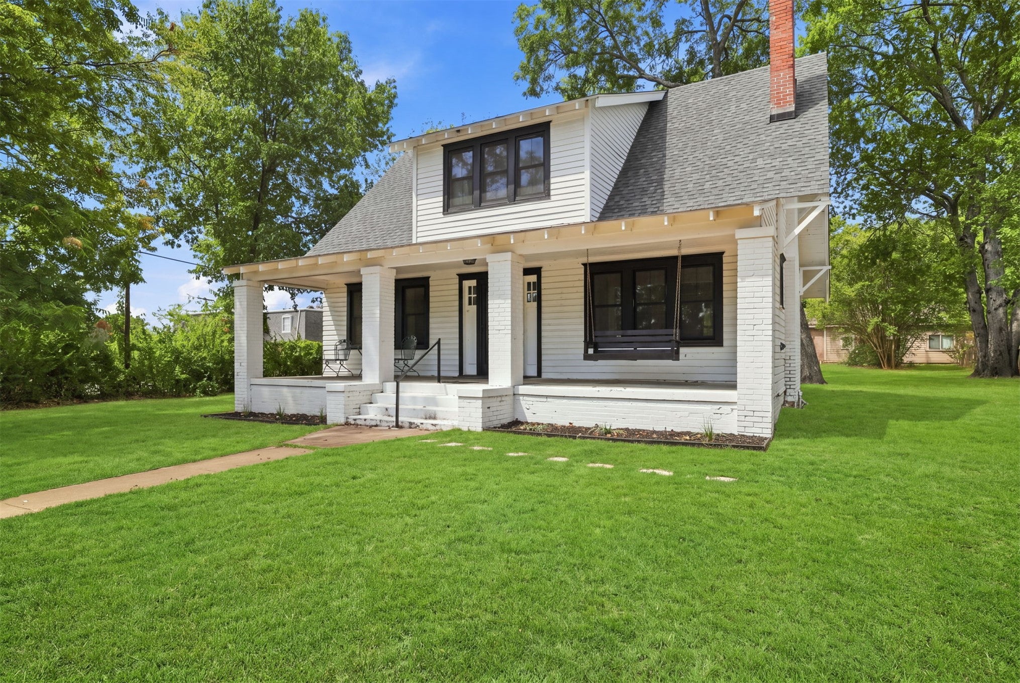 1301 N 3rd