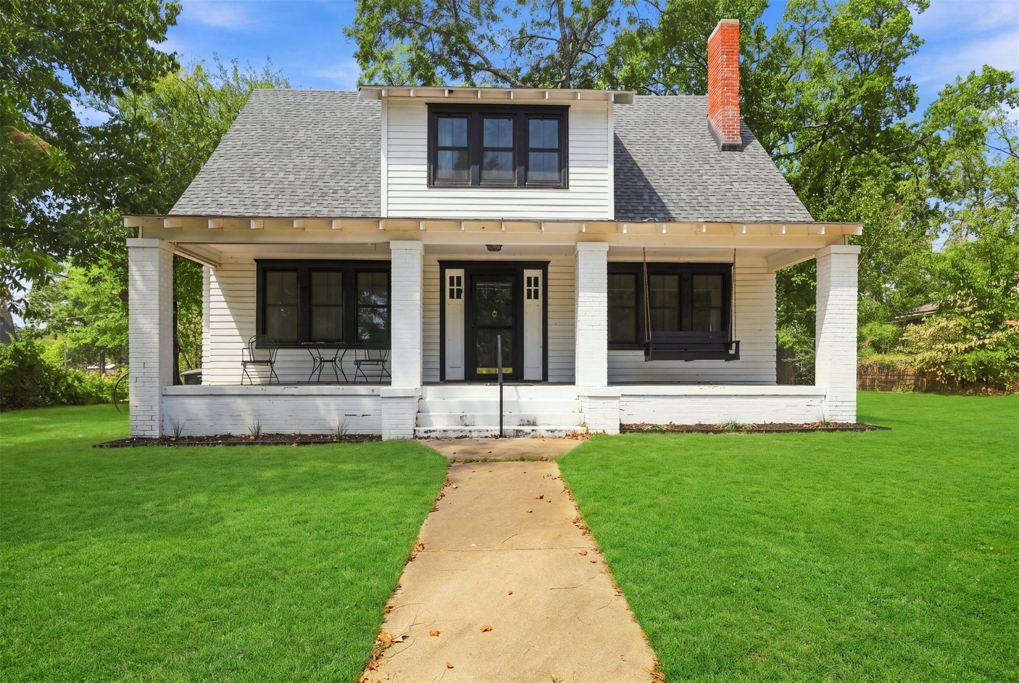 1301 N 3rd