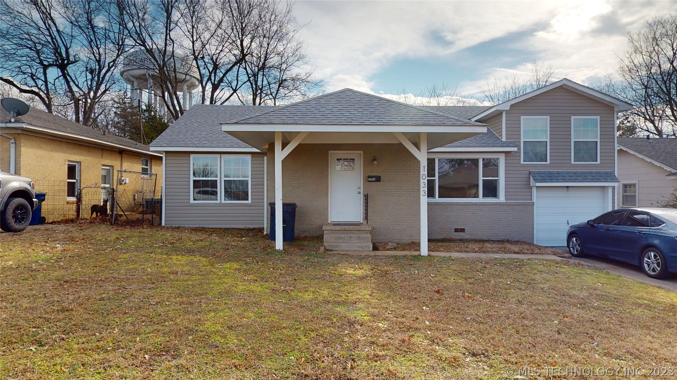 Photo 1 of 16 of 1033 E 6th house