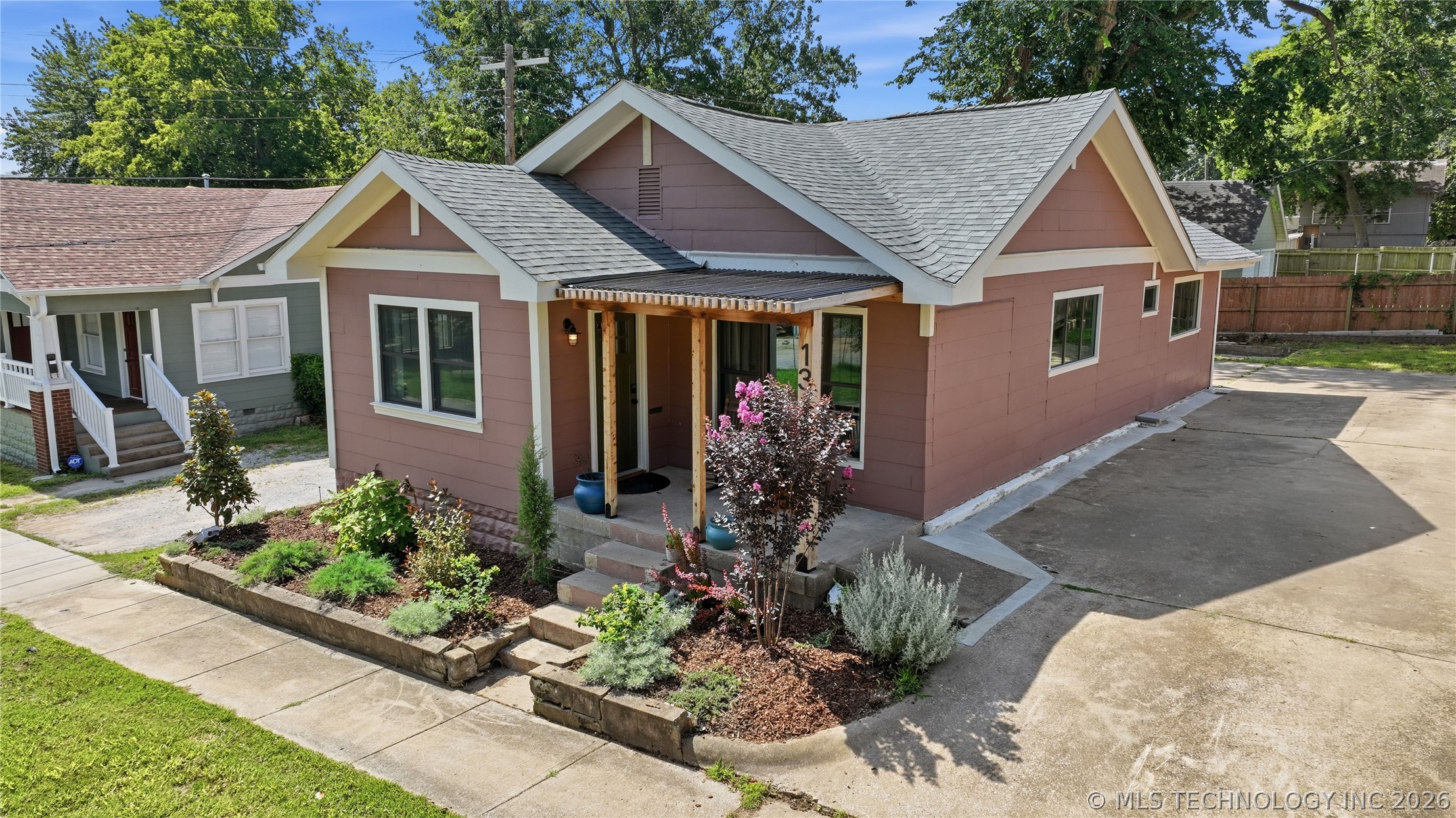 Photo 1 of 33 — 1314 W Easton Street, Tulsa, OK 74127