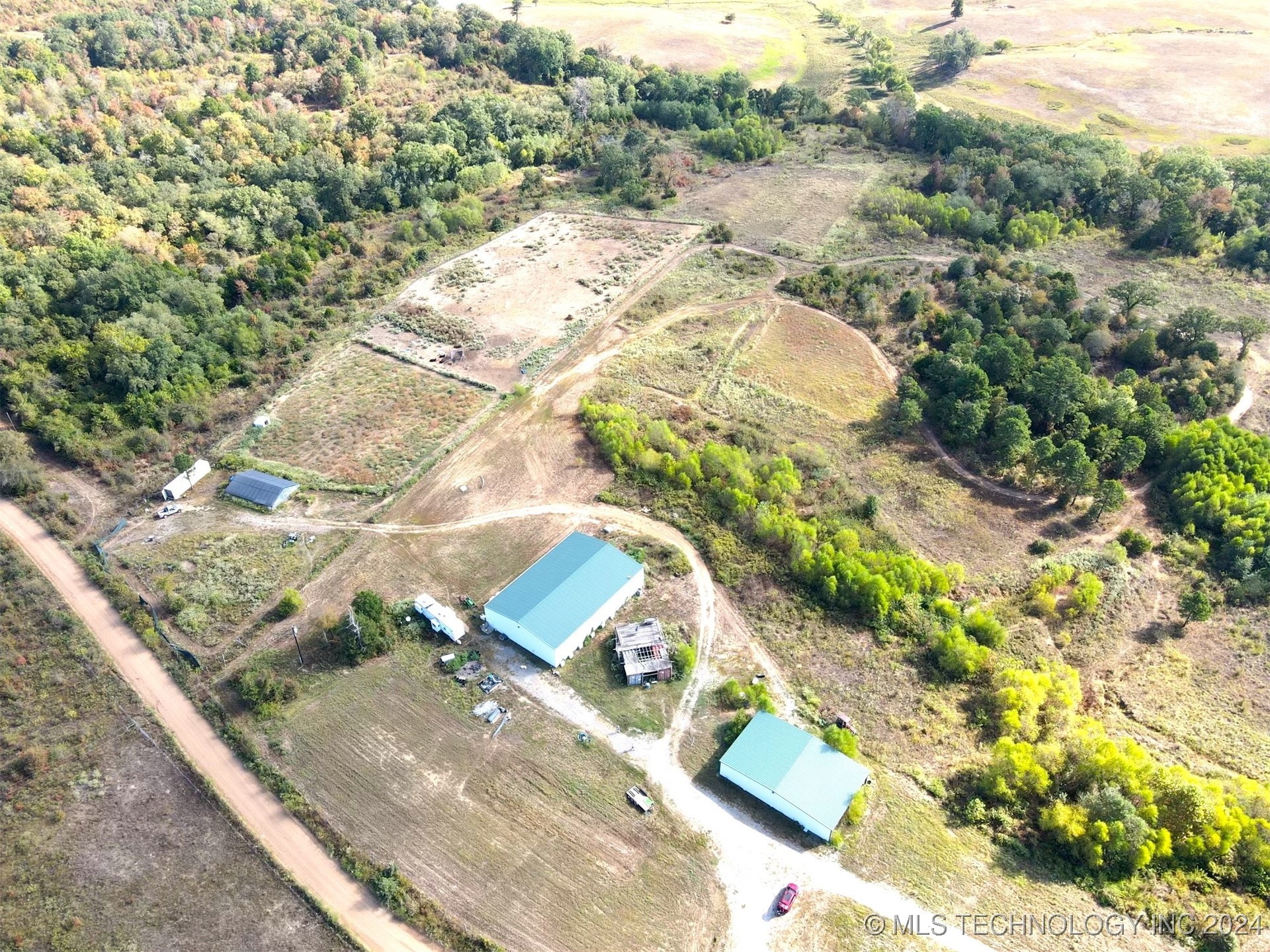 15593 E Bachelor Farm