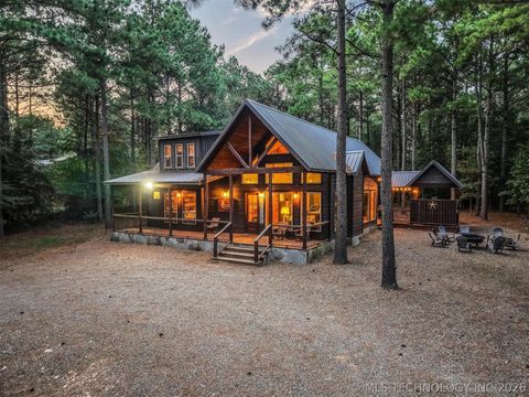 Photo of 135 Stone Pine, Broken Bow, OK 74728 (MLS # 2624996)