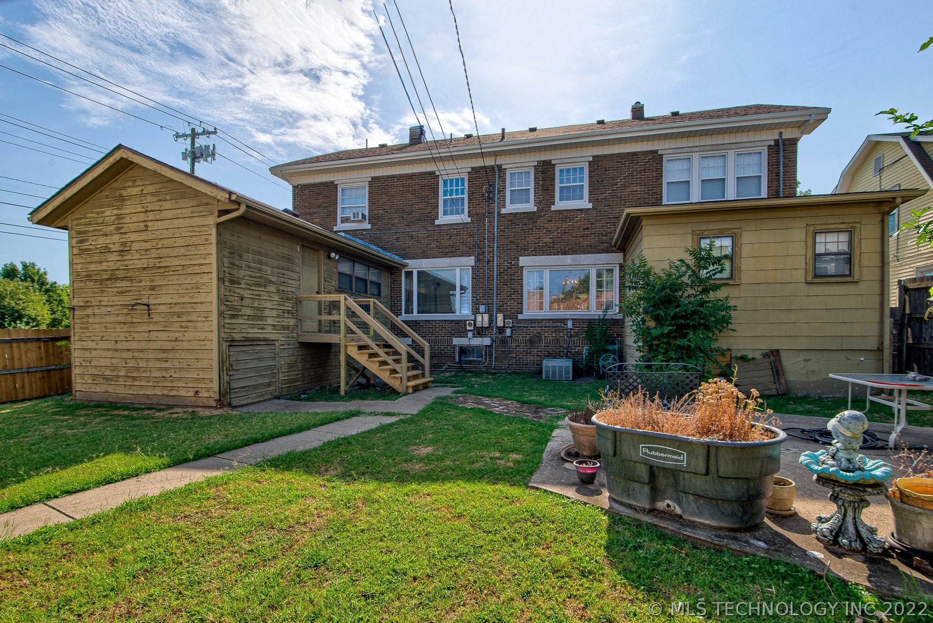 Photo 21 of 21 of 801 S Cherokee Avenue house