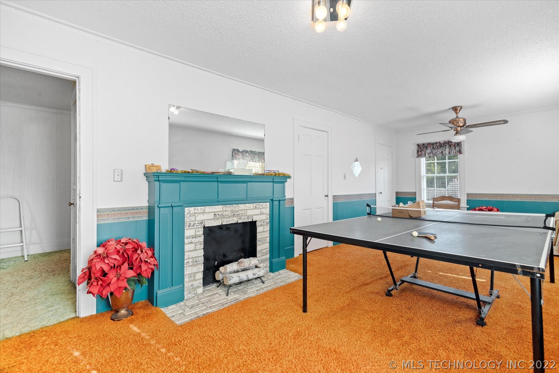 Photo 17 of 21 of 801 S Cherokee Avenue house