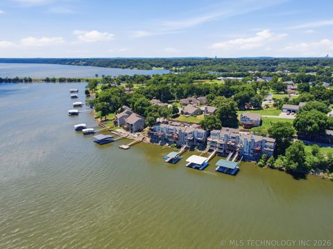 Photo of 603 Villa Vista Drive, Pryor, OK 74361 (MLS # 2620249)