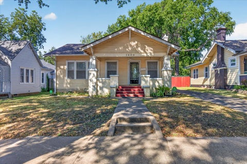 Photo of 1409 S Osage Avenue, Bartlesville, OK 74003 (MLS # 2632062)