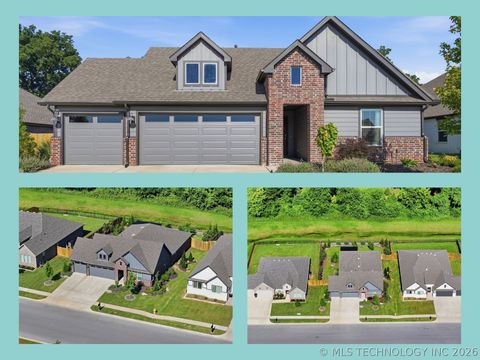 Photo of 15432 S 69th EastPlace, Bixby, OK 74008 (MLS # 2623077)