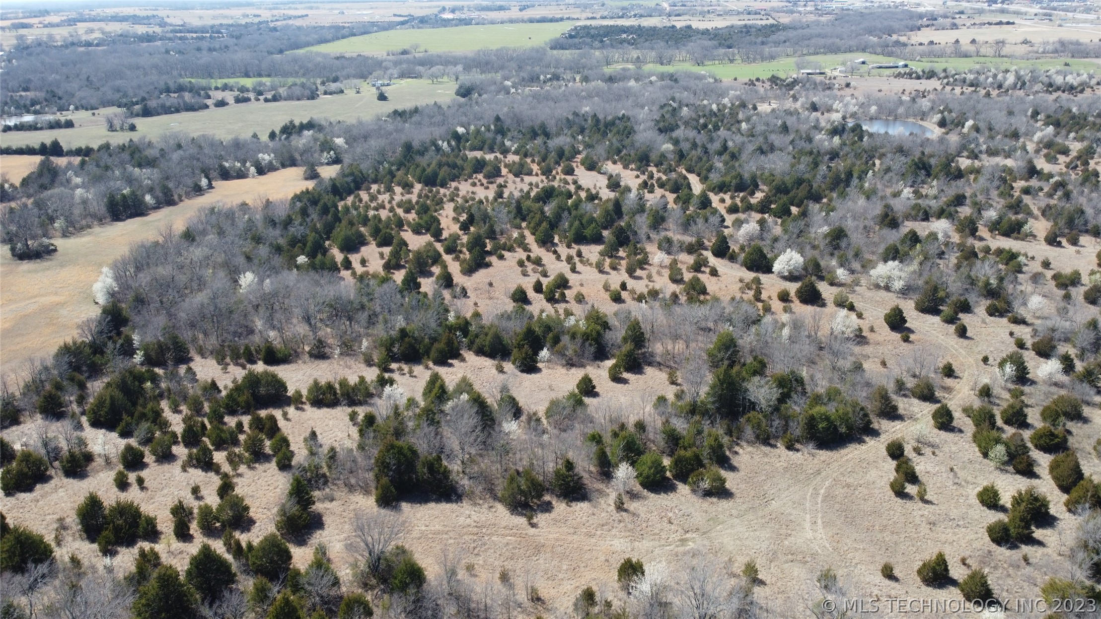 Photo 2 of 2 of 2 N 3780 Road land
