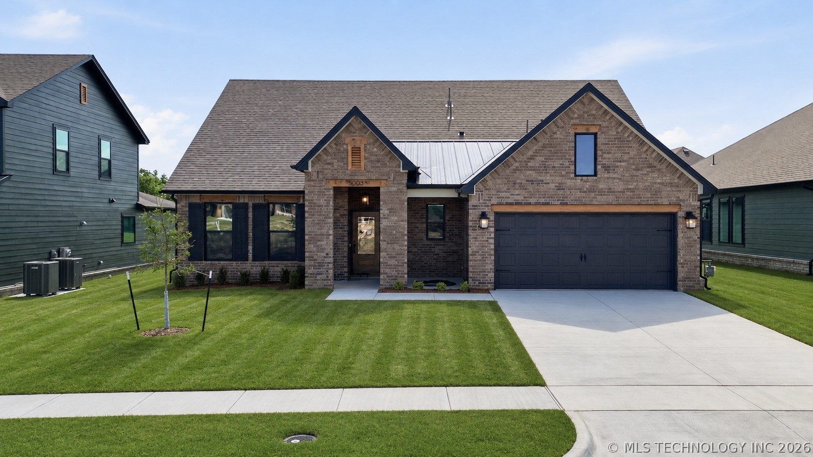 Photo 1 of 33 — 5003 N Walnut Place, Broken Arrow, OK 74012