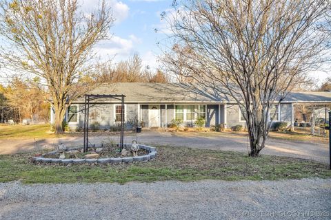 559 E 4th Street Durant OK 74701