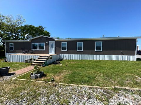 238 Posey Calera OK 74730