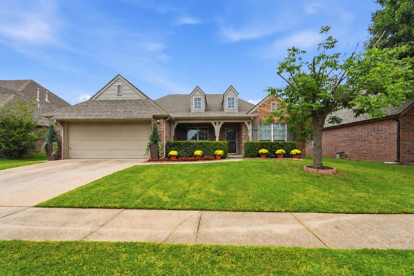12521 S DATE PL, JENKS, OK 74037 - Image adf056a5e25b0a34c7eff28e09bc1c96/449316603