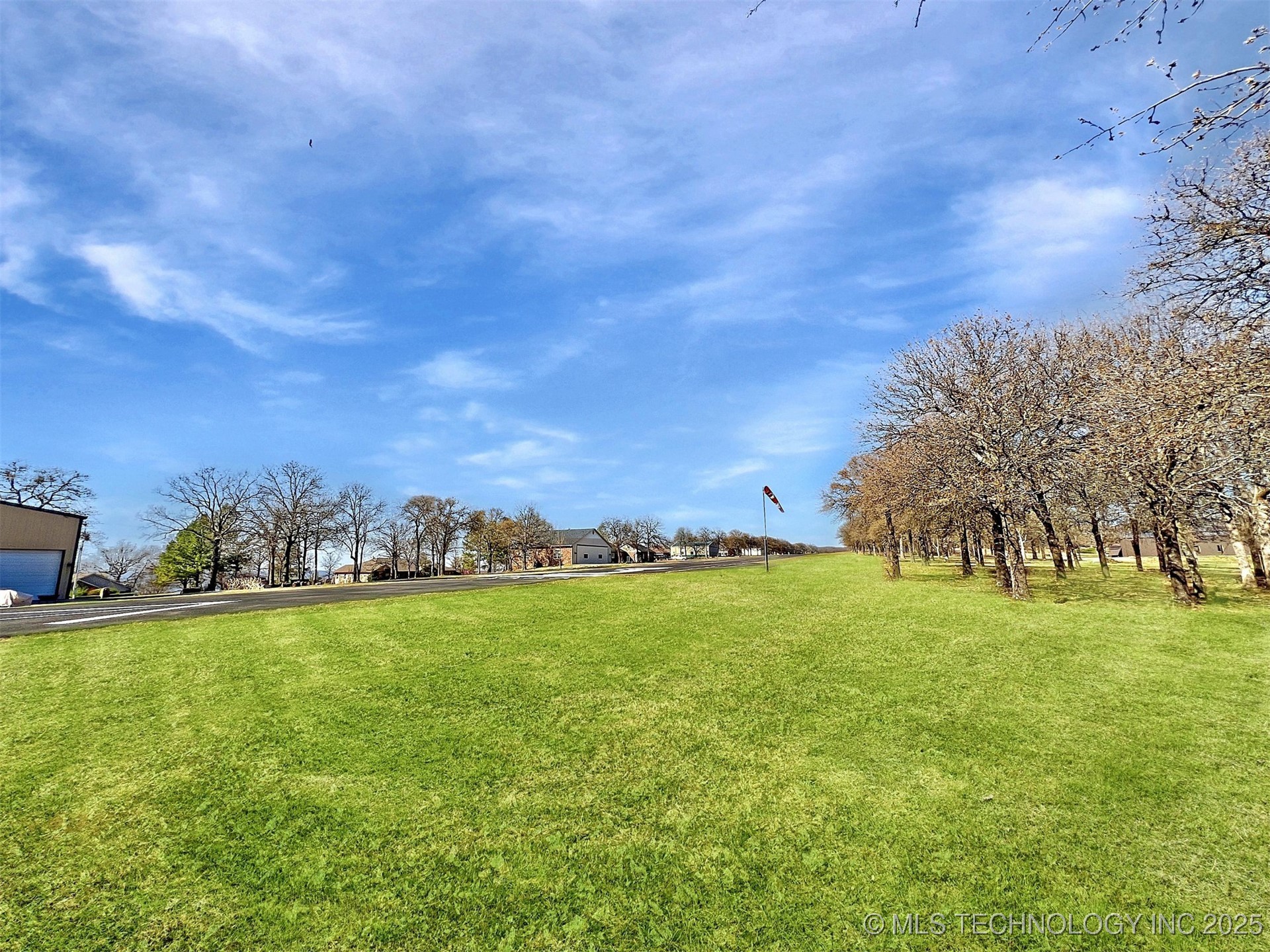 18977 E Wilderness Lane