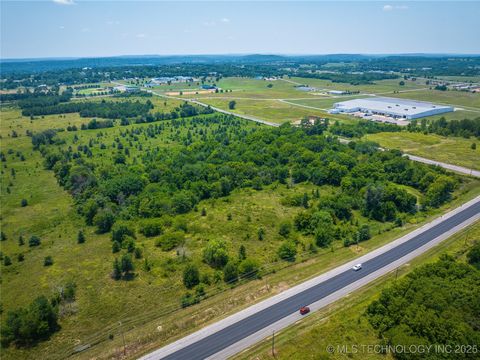 Photo of 891 W Allen Road, Tahlequah, OK 74464 (MLS # 2543674)