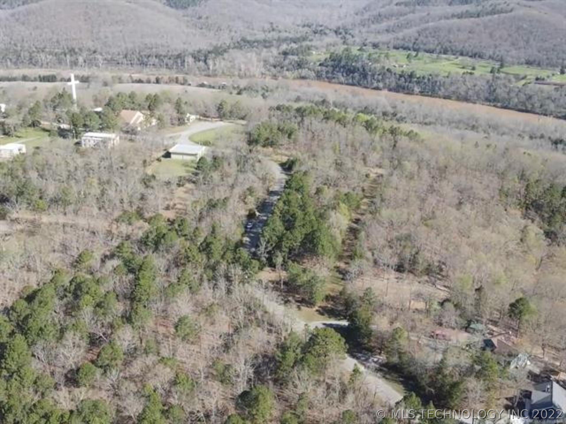 Photo 4 of 38 of E Ridge Drive land