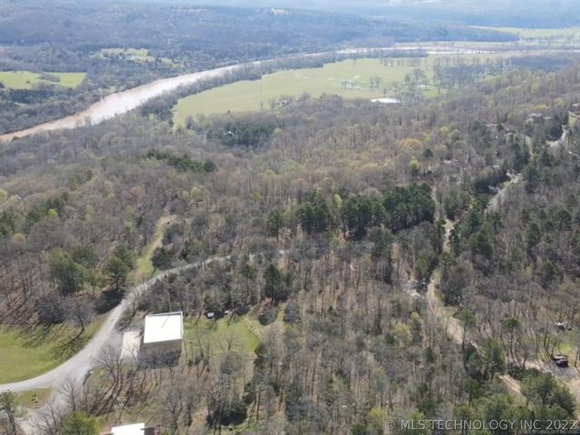 Photo 10 of 38 of E Ridge Drive land