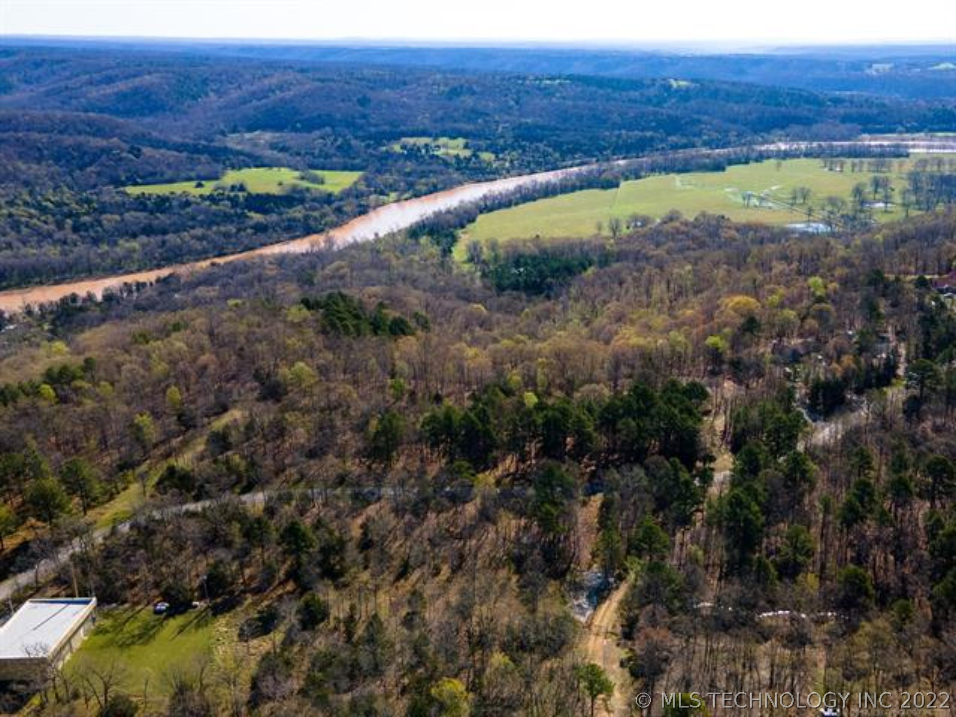 Photo 31 of 38 of E Ridge Drive land