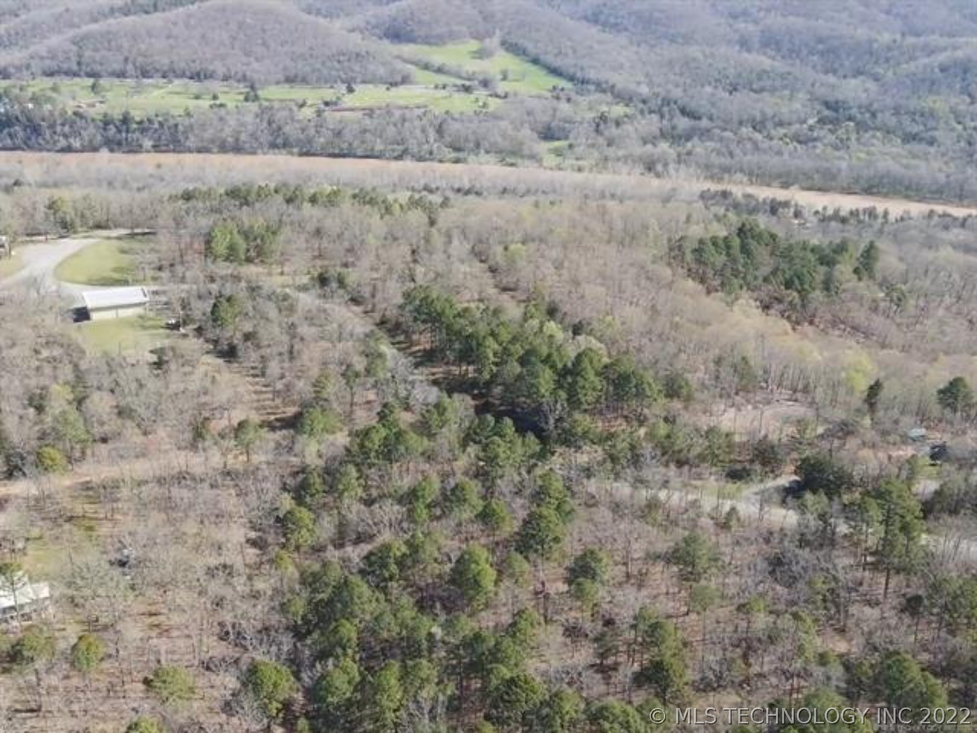 Photo 3 of 38 of E Ridge Drive land