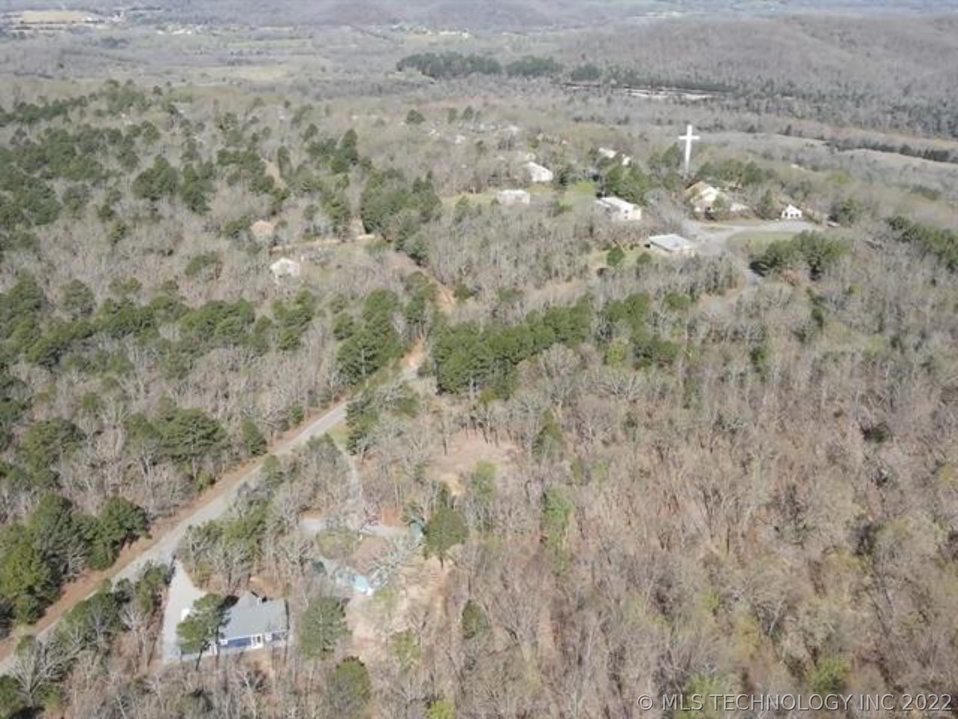 Photo 5 of 38 of E Ridge Drive land