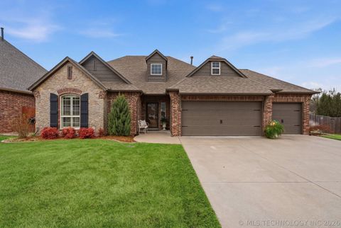 Photo of 16623 E 47th Street, Tulsa, OK 74134 (MLS # 2607847)