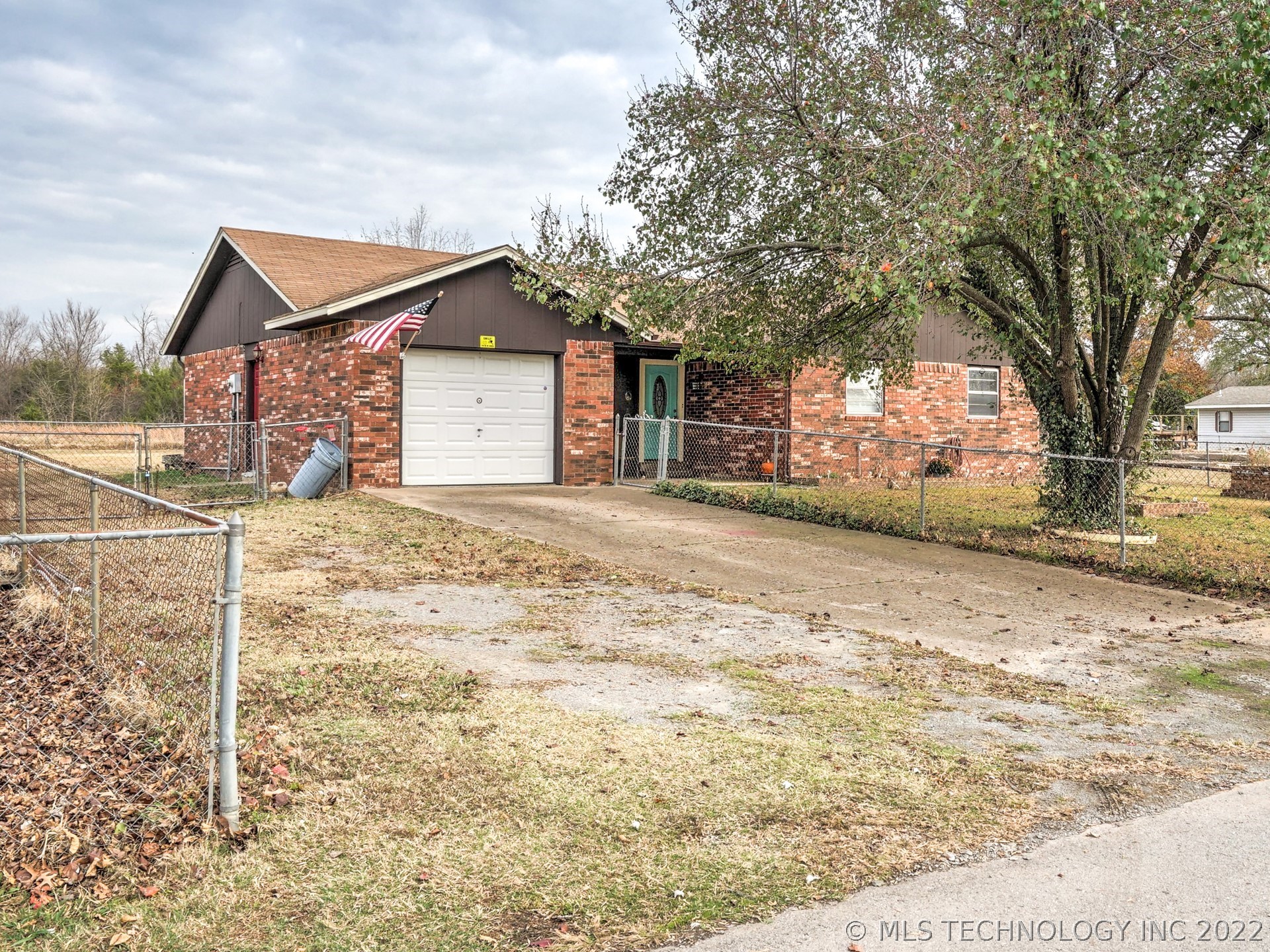Photo 2 of 30 of 125 Chukker Drive house